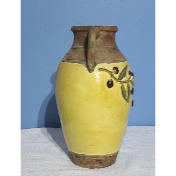 Rear Vintage Earthenware Olive Glazed Jar. Made in The Phillipines. Antique Jars - Picture 2 of 12